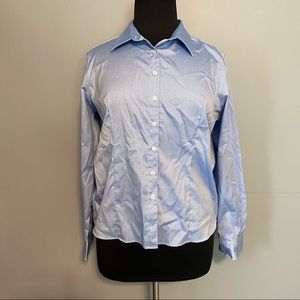 GANDER MTN blue long sleeve button up shirt